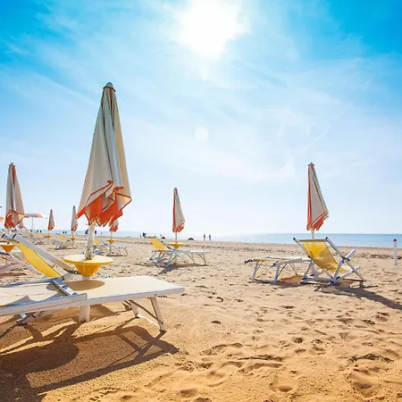 Apartman Coastal Flat With Spacious Terrace Bibione