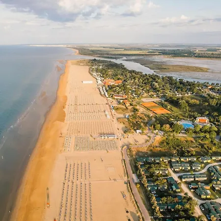 Coastal Flat With Spacious Terrace * Bibione