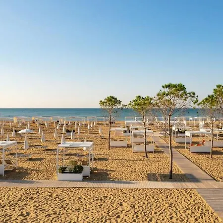 Coastal Flat With Spacious Terrace Apartman *